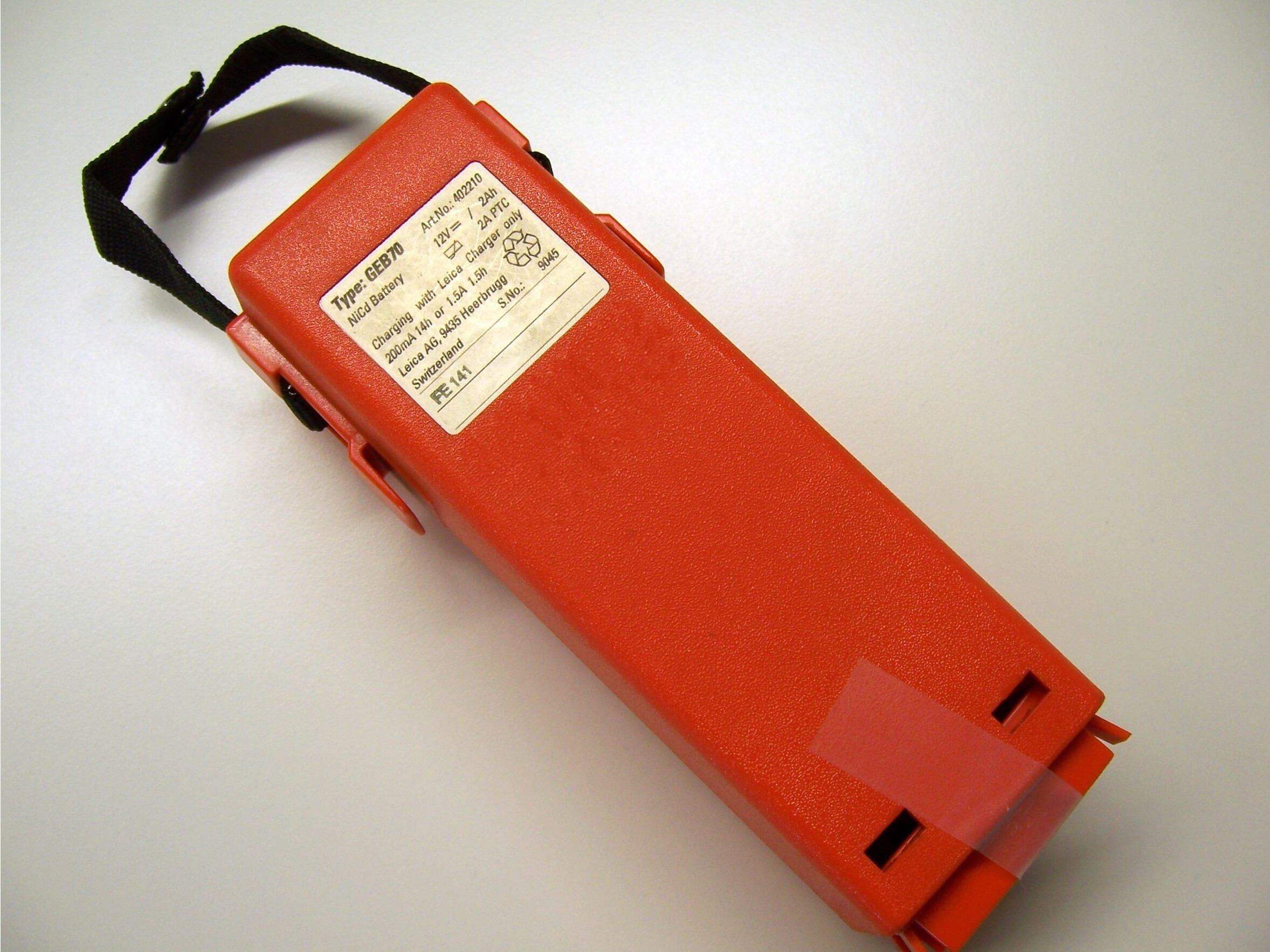 Leica/Wild GEB 70, Art.-Nr. 120869 - Akku Mäser - B2B-Shop