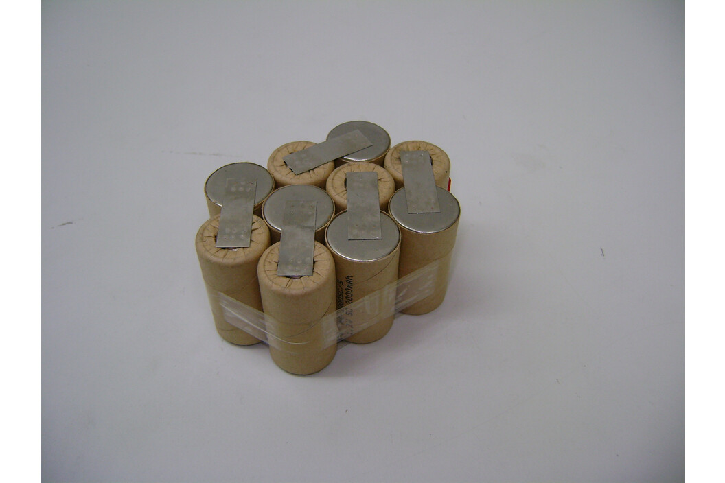 Tadiran Lithium Batterie SL-750/P mit Axialdraht, Art.-Nr. 122 - Akku Mäser - B2B-Shop