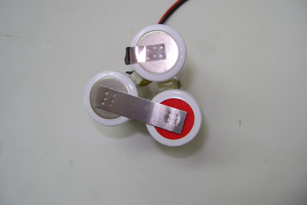 Tadiran Lithium Batterie SL-750/P mit Axialdraht, Art.-Nr. 122 - Akku Mäser - B2B-Shop