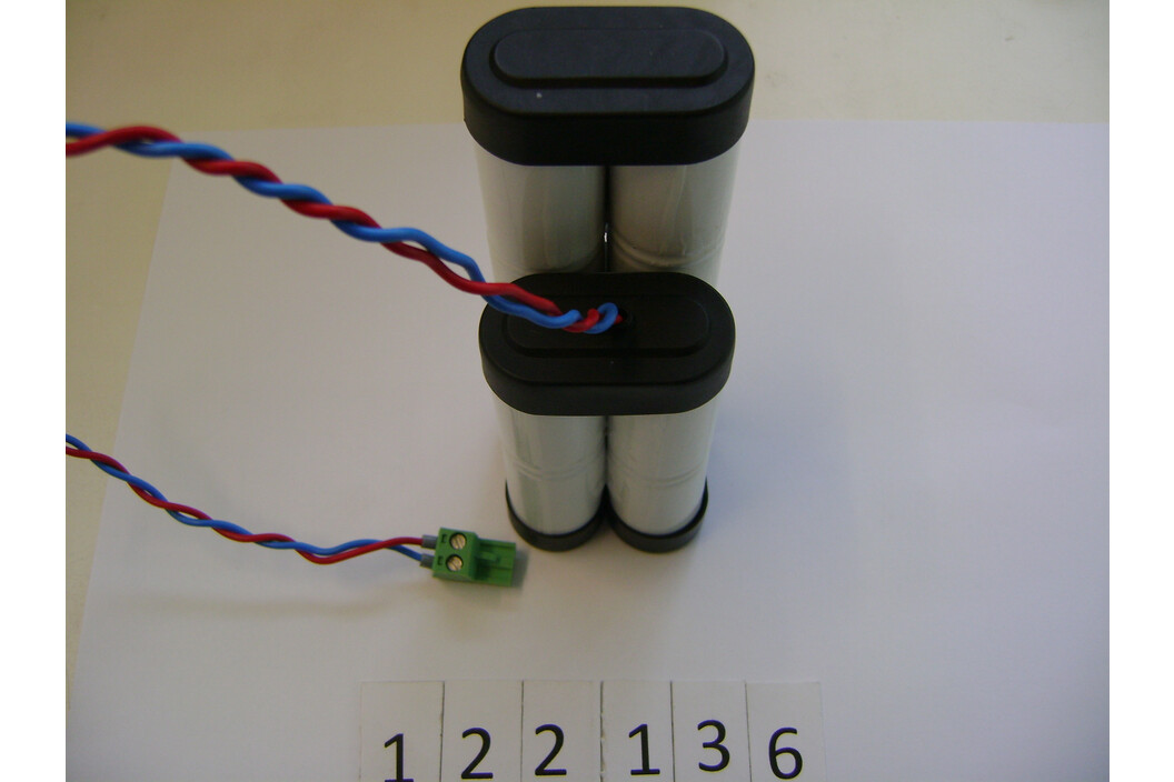 Tadiran Lithium Batterie SL-750/P mit Axialdraht, Art.-Nr. 122 - Akku Mäser - B2B-Shop