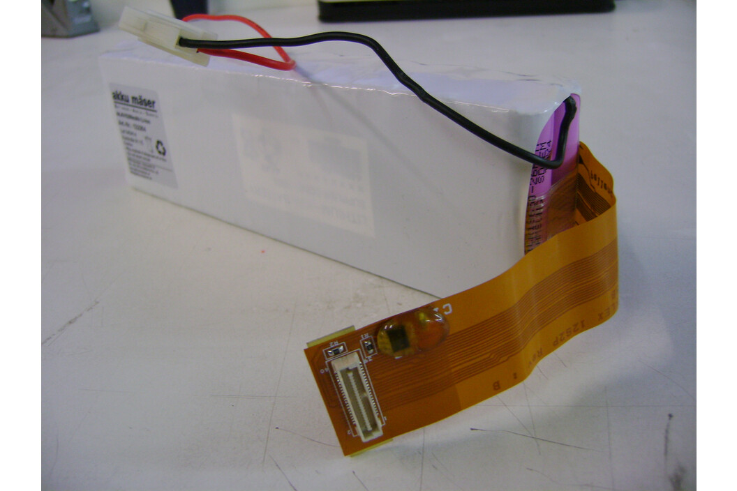 Tadiran Lithium Batterie SL-750/P mit Axialdraht, Art.-Nr. 122 - Akku Mäser - B2B-Shop