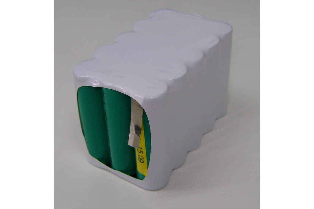 Tadiran Lithium Batterie SL-750/P mit Axialdraht, Art.-Nr. 122 - Akku Mäser - B2B-Shop