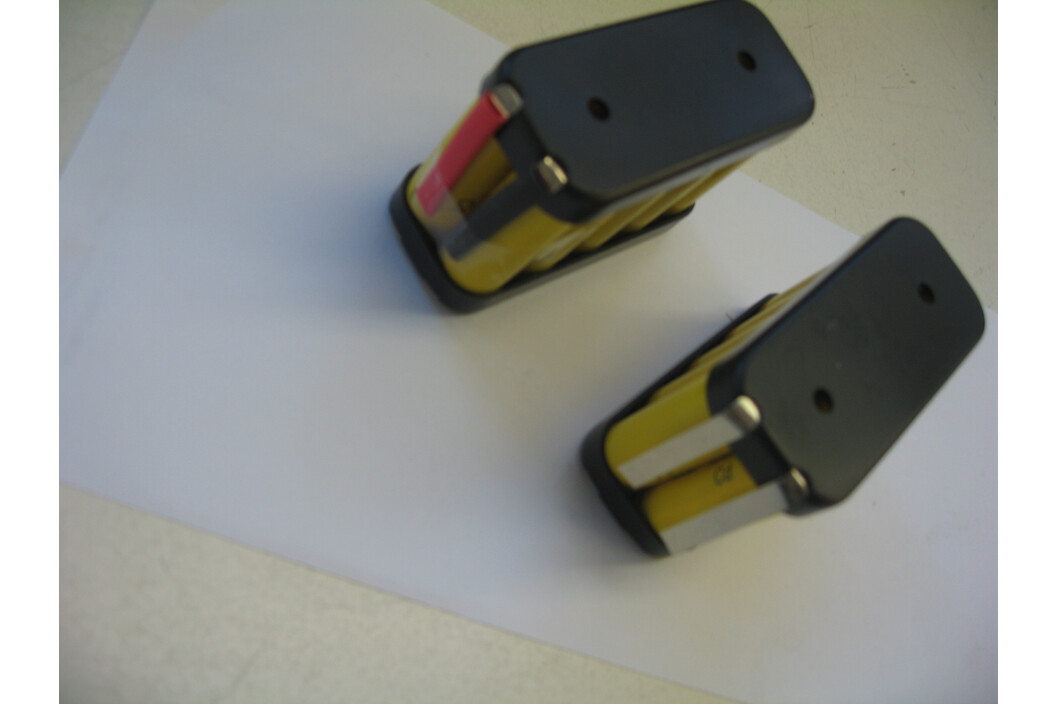 Akkupack 10/AA900-2x5-W mit Halbschalen und LF, Art.-Nr. 300107 - Akku Mäser - B2B-Shop Akkupack 10/AA900-2x5-W mit Halbschalen und LF, Art.-Nr. 300107 - Akku Mäser - B2B-Shop