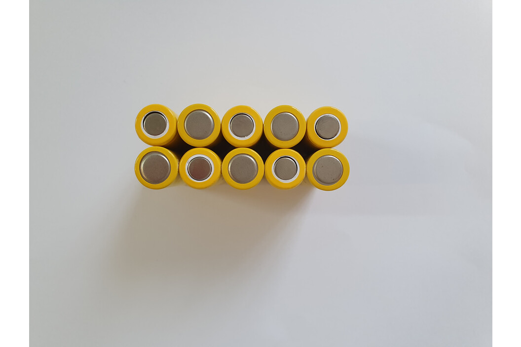 Akkupack 10/AA900-2x5-W mit Halbschalen und LF, Art.-Nr. 300107 - Akku Mäser - B2B-Shop Akkupack 10/AA900-2x5-W mit Halbschalen und LF, Art.-Nr. 300107 - Akku Mäser - B2B-Shop